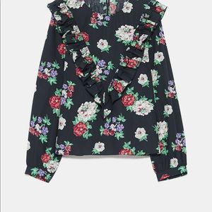 FLORAL PRINT BLOUSE WITH RUFFLE